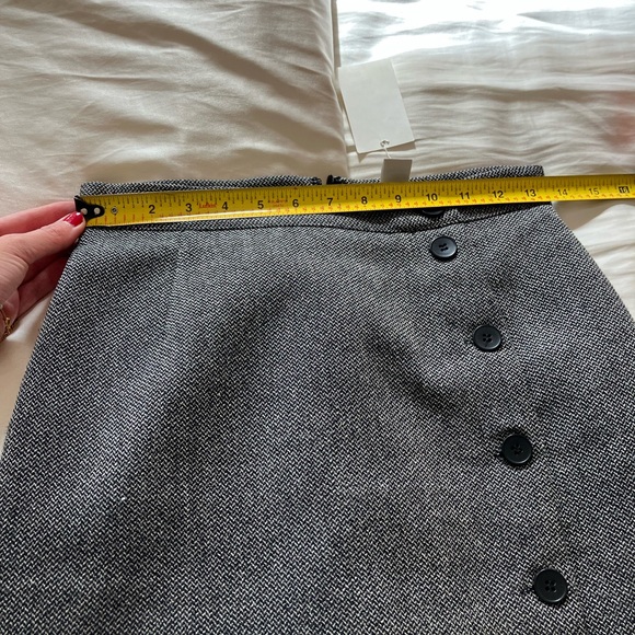 H&M Pencil Skirt with buttons - Picture 3 of 5